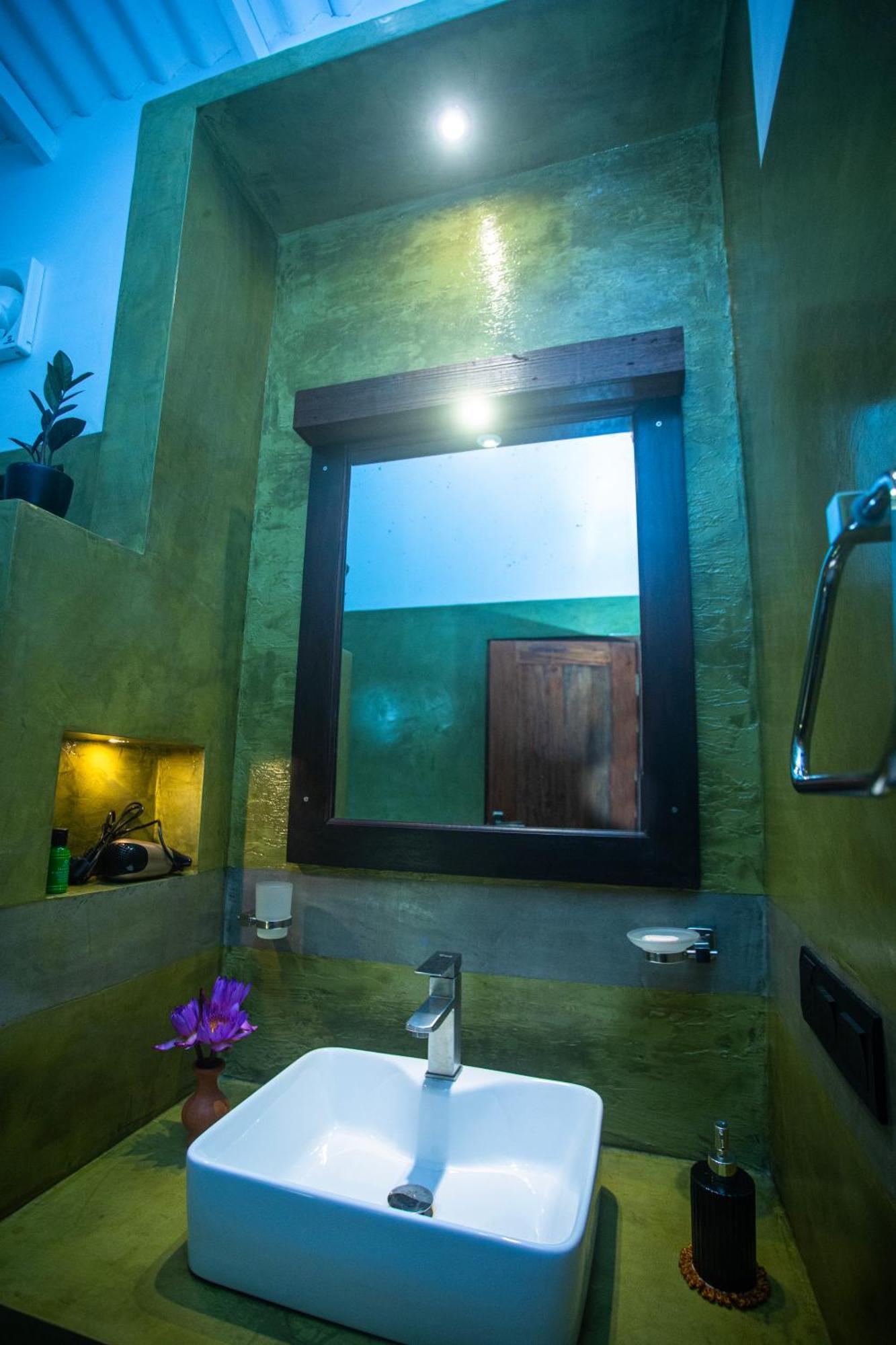 Aki Luna Lagoon Resort Хиккадува Экстерьер фото