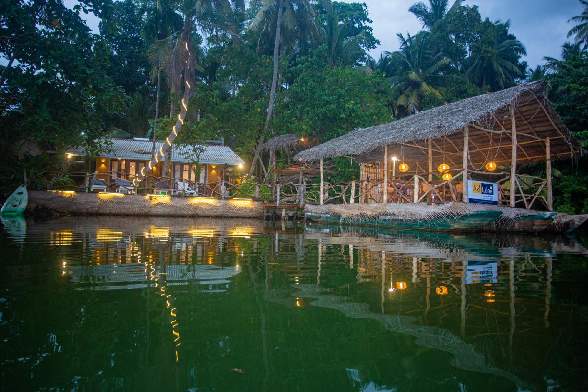 Aki Luna Lagoon Resort Хиккадува Экстерьер фото