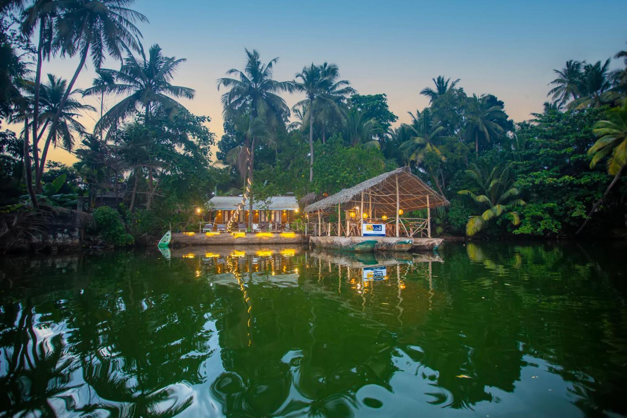 Aki Luna Lagoon Resort Хиккадува Экстерьер фото